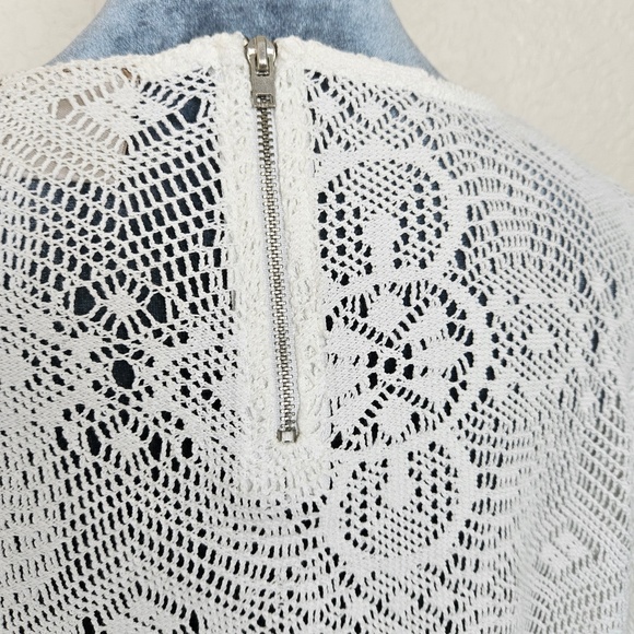 Dantelle Ivory Crocheted Stretch Cotton Lace Scoop Neck 3/4 Sleeve Top - Size PL - Picture 3 of 7